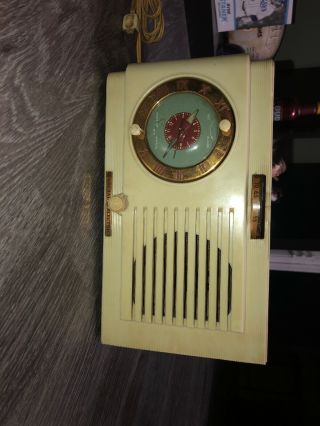 Antique General Electric Radio Model 501,  radio Alarm Clock Bakelite 2