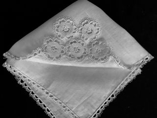 Old Vintage White Tatting Lace Trim Bridal Hand Made Handkerchief 12 " Sq,