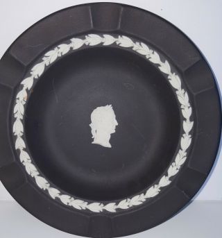 Vintage Wedgwood Black Basalt Jasperware with White Trim and Caesar ' s Head 8