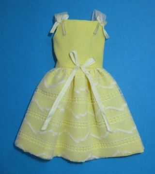 Vintage Barbie Skipper - Flower Girl 1904 Yellow Dress