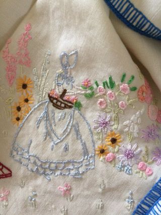 Vintage Hand Embroidered CRINOLINE LADY Tablecloth - DETAIL 109 X 80 Cm 5
