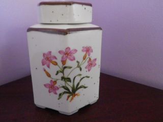 Fab Vintage Japanese Porcelain Hexagonal Wild Flower Ginger Jar/pot 14 Cms Tall