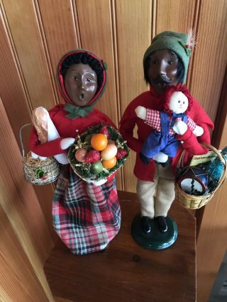 Byers Choice African American Traditional Shoppers Couple " Retired " 1999