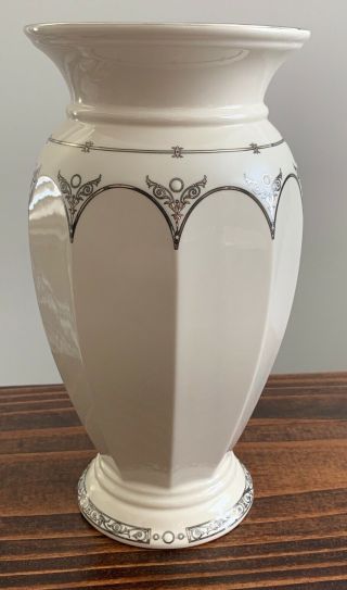 Lenox “endearment” Tall Vase Deco Style Ivory Platinum Fabulous