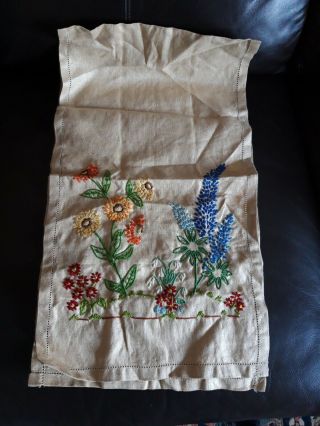 Vintage Hand Embroidered Table Runner Unfinished With Threads