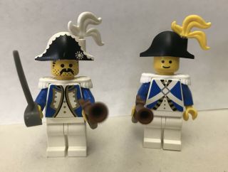 LEGO MiniFigs.  Vintage Imperial Guard Pirates,  Officer And Bluecoat 2