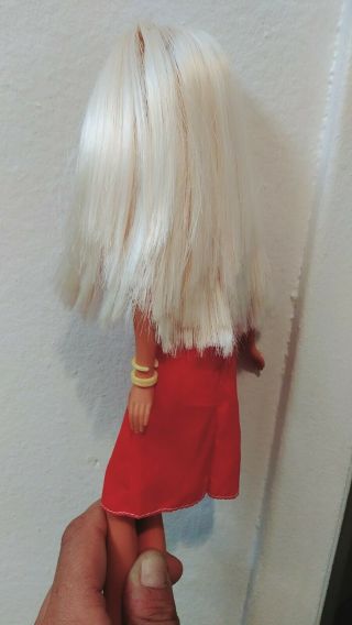 Vintage Mattel Barbie doll 1995 Teen Skipper in outfit 4
