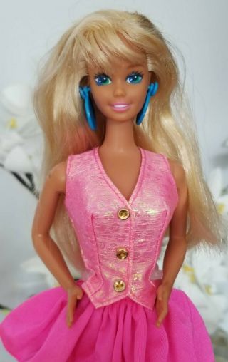 Barbie 1990s Era Superstar Face Blonde Big Earrings 90s Neon