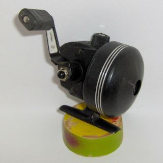 Vintage Johnson " Century " 115 Spin Casting Reel - Made In U.  S.  A.