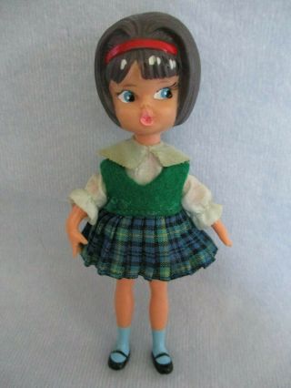 Vintage 1965 Hasbro Dolly Darling Doll Susie School Girl,  Hat Box,  Molded Hair