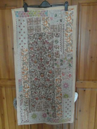 Gorgeous Vintage Large Embroidered Rectangular Fabric Tapestry/textile Piece