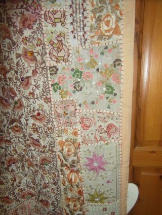 Gorgeous vintage large embroidered rectangular fabric tapestry/textile piece 4