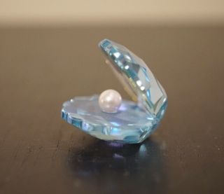 Swarovski Shell With Pearl,  Light Blue Figurine 4