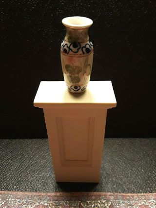 One Porcelain Oriental Chinese Style Vase 1:12 Scale 1 5/16 " Tall X 5/8 " Wide