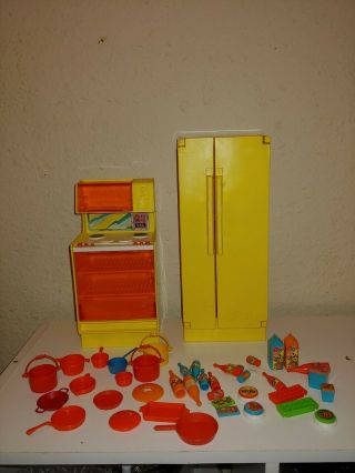 Vintage Barbie Dream Furniture Kitchen Stove Refrigerator & Accessories