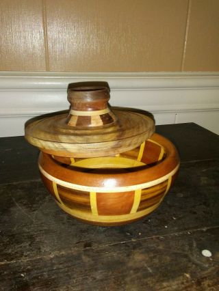 Vtg Hand Turned Wooden Bowl W.  Lid Inlay Boho Hippie Chic Cottage Vanity Signed