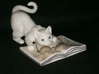 A Wonderful Lenox Cat Figurine,  Titled " Cat Chronicles " It Is So Cute