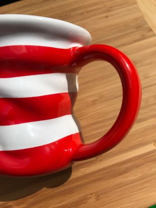 UNIVERSAL STUDIOS Cat in the Hat coffee mug cup Dr Seuss red white stripe Large 5