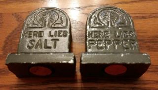 Vintage Gravestone Salt And Pepper Shaker Set Cast Iron Spooky Cemetery