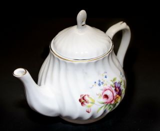 Royal OAK Teapot White Porcelain Chinese Tea Pot Teapot with Lid Floral Design 2