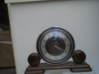 Vintage Metamec Wooden Mantle Clock With Stylish Silver Coloured Design Look