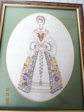 Vintage Embroidered Picture Of Period Tudor Lady - Framed Under Glass
