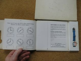 vintage ACCURIST quartz watch in ' ITS ABOUT TIME ' children ' s book 1986 teaching 3
