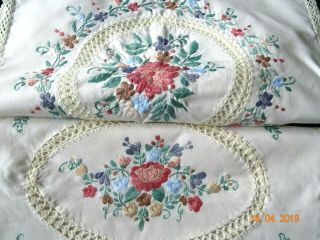 Pale Cream Embroidered Cushion Covers Lace Edge