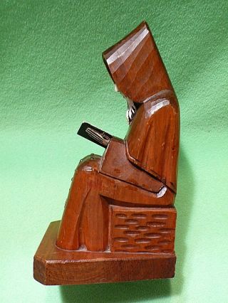 Vintage CALIDAD JOM wood carved ' READING MONK ' bookend.  Metal accents. 2