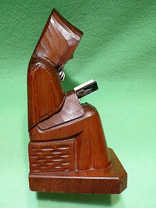 Vintage CALIDAD JOM wood carved ' READING MONK ' bookend.  Metal accents. 4