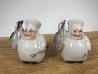 Vintage Salt And Pepper Shakers Set Made In Japan Chef With Fish Miniature 6b
