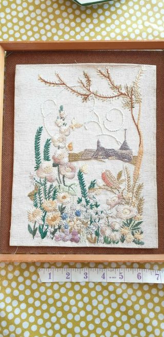 Vintage Embroidered Picture Church Robin Garden Flowers