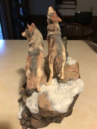 Danbury Nick Bibby Wilderness Call Wolf Wolves Figurine EUC 5