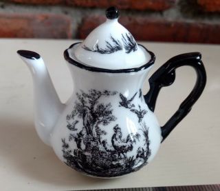 Miniature Black Rooster Decorative Tea Pot Aux Au Provence Rooster Scene