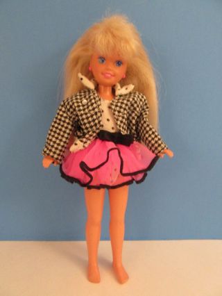 Vintage 1992 Barbie Stacie Party 