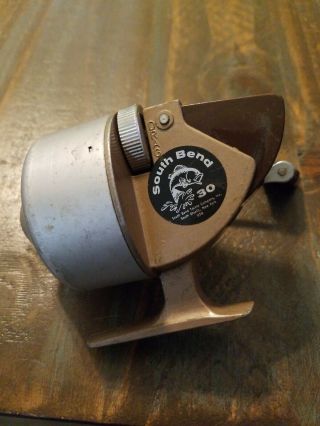 South Bend Spin Cast 30 Push - Button Spin Casting Reel Vintage