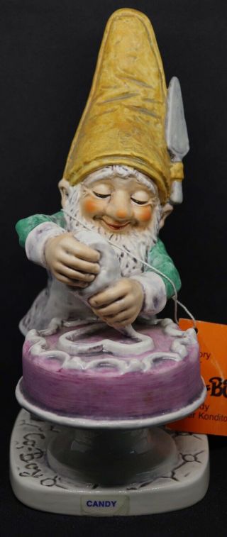 Goebel Hummel Co - Boy Gnome Candy Confectioner Cake Baker Well 523 Tmk - 4 Figurine