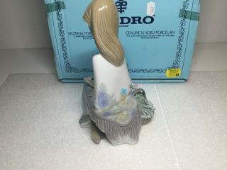 Lladro Collector Society 1988 Flower Song Girl Gloss Finish Figurine 7607 3