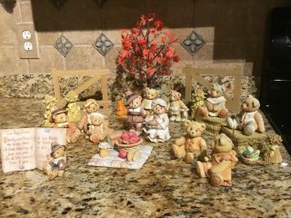 13 Piece Enesco Cherished Teddies Thanksgiving Set With Accessories.
