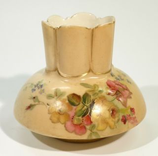 Antique Handpainted Royal Worcester Porcelain Vase.