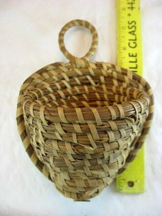 Vtg Folk Art Charleston Sc Gullah Sweetgrass Basket Hanging Wall Pocket Holder
