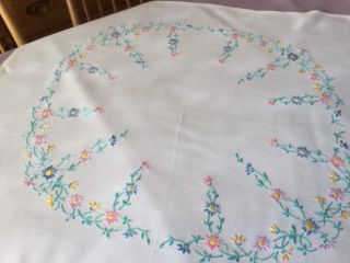 Vintage Hand Embroidered Linen Tablecloth 31” X 33”
