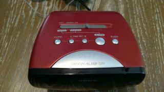 Sony Dream Machine ICF - C111 Alarm Clock Radio Digital AM/FM Red Great 3