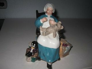 Vintage Royal Doulton Nanny Hn2221 1957 Figurine