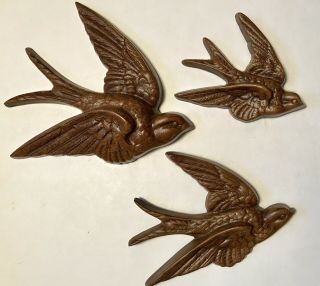 Set Of 3 Vintage Swallows Birds Burwood 2650 Faux Wood Wall Plaques 1983