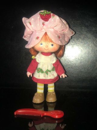 Vintage G1 Kenner Strawberry Shortcake Doll With Outfit,  Comb