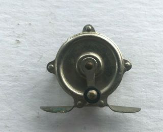 Vintage Unmarked Raised Pillar Fly Fishing Reel - Small - 1 5/8 " Diameter