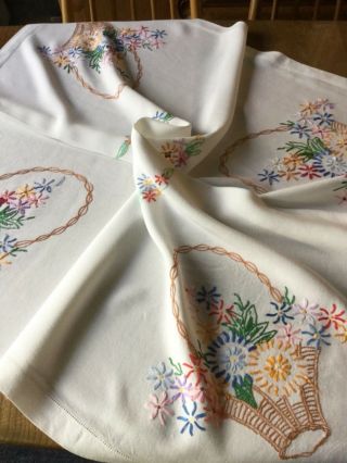 Vintage Hand Embroidered Linen Tablecloth 39” X 36”