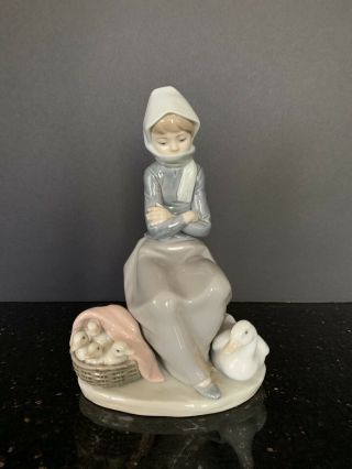 Retired 8 " Lladro 1267 Girl With Ducks Figurine Glazed