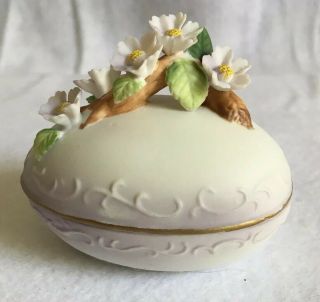 Vintage Lefton China Hand Painted Dimensional Egg With Flowers Trinket Box